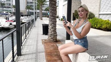 Chloe Lands A Load