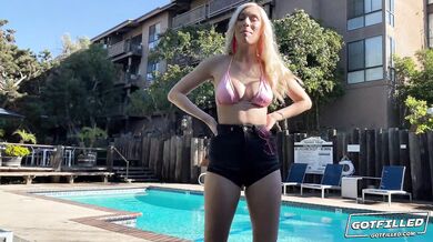 Kay Is Back For Pussy Play