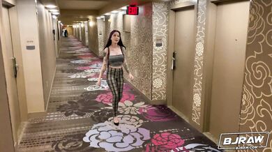 Charlotte Takes A Gamble