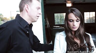 Teal Conrad fucking in the couch with her outie pussy