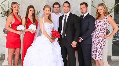 Brooklyn Chase fucking in the bedroom with her big ass