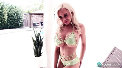 Bad Bella: I Get To Be a Slut for SCORELAND!