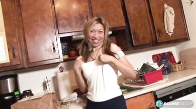 Veronika puts on a show for the Uber Eats guy