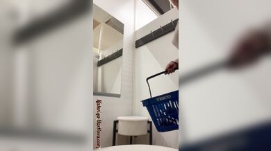 Masturbates In Fitting Room In The Biggest Mall In Prague