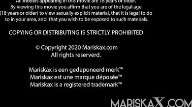 Julia De Lucia Gets Railed On Table By Big Cock