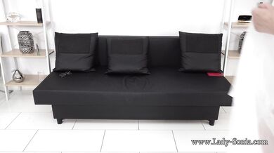 Big Tit Housewife Uses A Dildo On Her Cunt!