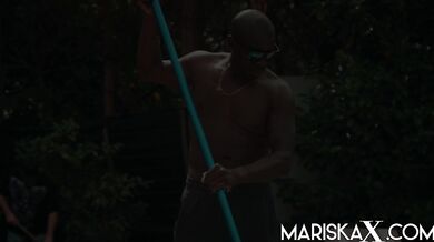 Outdoor Bbc Creampie For Valentina Ricci