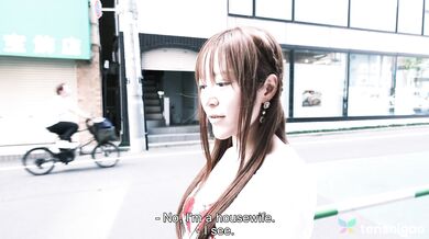 Renka Hoshimiya Is A Horny MILF With A Gorgeous Pussy