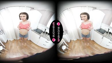 Wild Frida sucks dick in VR today