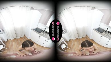 Wild Frida sucks dick in VR today