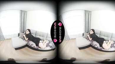 Karolina Geiman shows off her sexy hot tits and ass