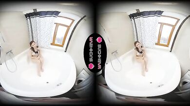 Angie Elif Deepthroats A Dick In The Bathroom