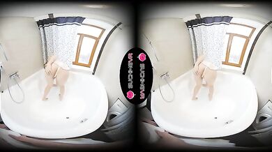 Angie Elif Deepthroats A Dick In The Bathroom