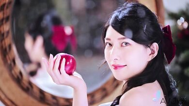 jiaxin Is The Horny Snow White Who Gets Fucked By The Prince