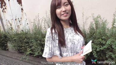 Mimi Inamura shows us her shaved pussy in her first adult video