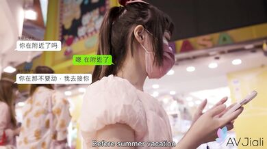 Yuli and her new friend go back to his place and she sucks his dick