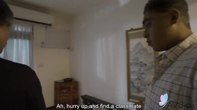 Ah Qiang rents an apartment with a lovely ghost who gives blowjobs