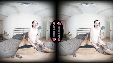 Manana Tights shows us her pussy spread open in VR