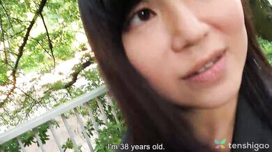 Rei Hoshino is an older Japanese married woman looking for fun