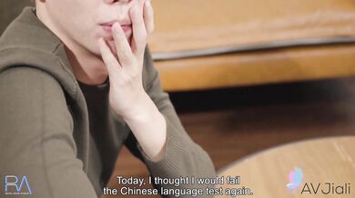 Skinny Teacher Li Zhiyan Gives Her Student A Foot Job