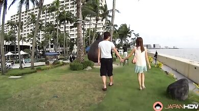 Chihiro Akino and her lover are on a date in The Philippines