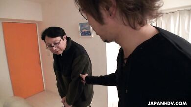 Yuuki Fuwari fucked with toys at photo session