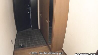 Lulu Kinouchi pays with her pussy for a mistake