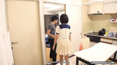 Ruri Narumiya goes to meet a fan as an AV Actress