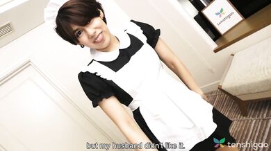 It's a nice day for Hinata Nanase to cheat on her husband by sucking cock!