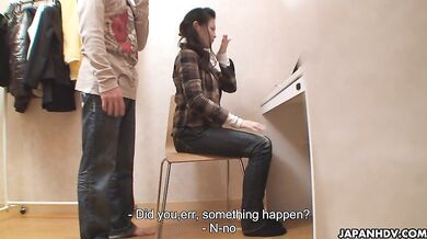 Ryo Sasaki fucked by porn movies director