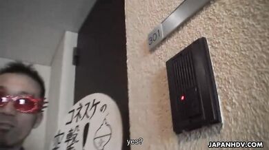 Super hot threesome sex with two Asian ladies