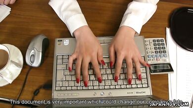 It's hard to resist amazing honey Tsubaki