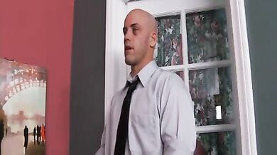 Emily Parker fucking in the floor with her big ass